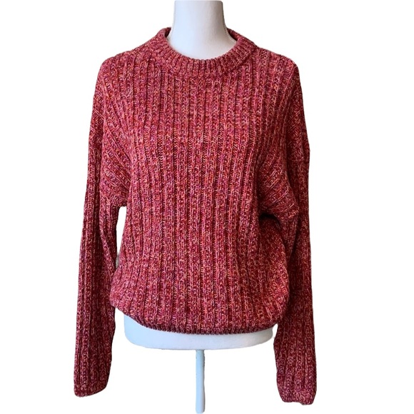 Universal Thread Sweaters - Universal Thread Knitted Crewneck High Low Sweater Size Medium